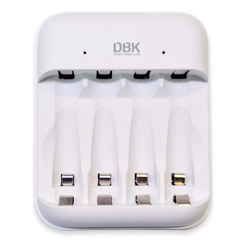 شارژر باتری 4 تايی DBK (دی بی کی) TYPE-C مدل CN-0146